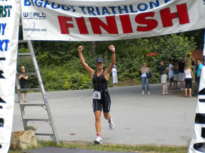 Angela finishes! - Big Foot Triathlon - Harrison, Canada - 2009