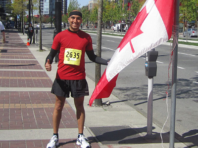Jorge on his way to the SunRun - Vancouver - 2010