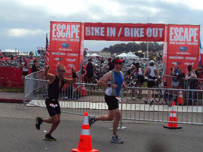 Adrian at the Escape from Alcatraz Triathlon - the 8 mile Run - San Francisco - June 5, 2011