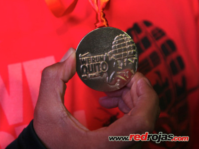 Medal - Nike We Run Quito 10k - Ecuador - October 29, 2011