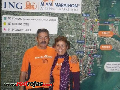 Digenes and Elsa - ING Miami Marathon Fair - Miami - January 29, 2012