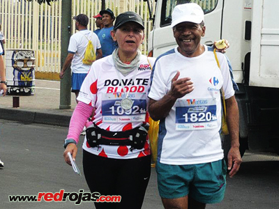 Elsa at the 'Hroes de la Policia' 10K - Quito, Ecuador - March 4, 2012