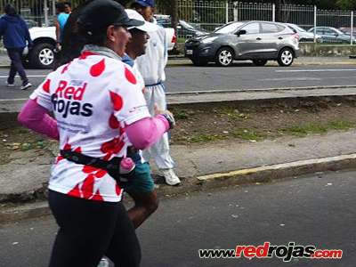 Elsa at the 'Hroes de la Policia' 10K - Quito, Ecuador - March 4, 2012