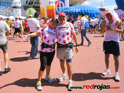 Elsa and Digenes at the Ultimas Noticias 15k - Quito, Ecuador - June 3, 2012
