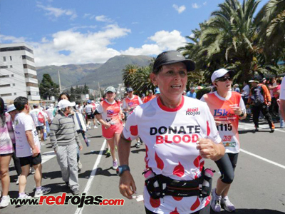 Elsa at the Ultimas Noticias 15k - Quito, Ecuador - June 3, 2012