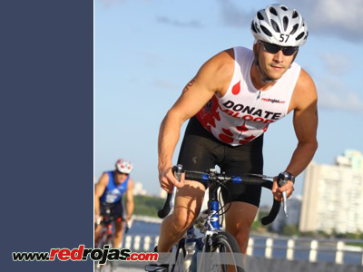 Alberto competing at the Mack Cycle Trilogy Tri - Key Biscayne, Fl. - June 17, 2012