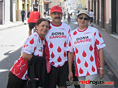 Elsa, Digenes and Doris at the '14 Millones Contra las Drogas 5k' - Quito, Ecuador - July 1, 2012