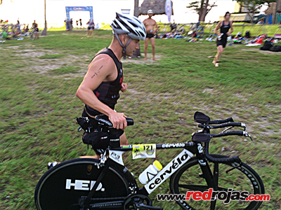 Alberto - Swim-Bike transition - Mack Cycle Trilogy Tri - Key Biscayne, Florida - August 17, 2014