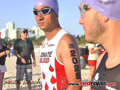 Julin and Alberto before the swim - Lifetime Triathlon - Miami Beach, Florida - April 19, 2015