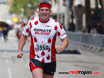 Arturo at the Hollywood Run With The Stars 10k - Hollywood, Ca - April 8, 2017