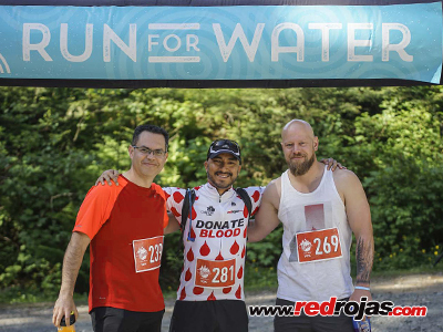 JOrge with Rogelio, and Uli Reimer at the RFW 10k Trail Run for Alisha's Well - Sumas Mountain, Canada - May 21, 2017