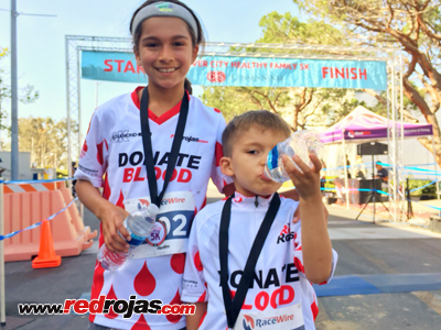 Valentina and Tomas at the Culver City 5k - Los Angeles, California - Apr 08, 2018