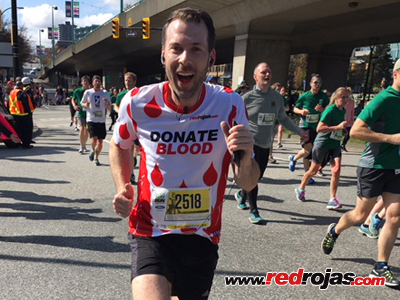 Tim on the last 1km at the SunRun 10k - Vancouver, Canada - Apr 22, 2018