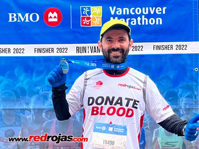 Mauricio at the 2022 BMO Vancouver Half Marathon - Vancouver, BC - May 1, 2022