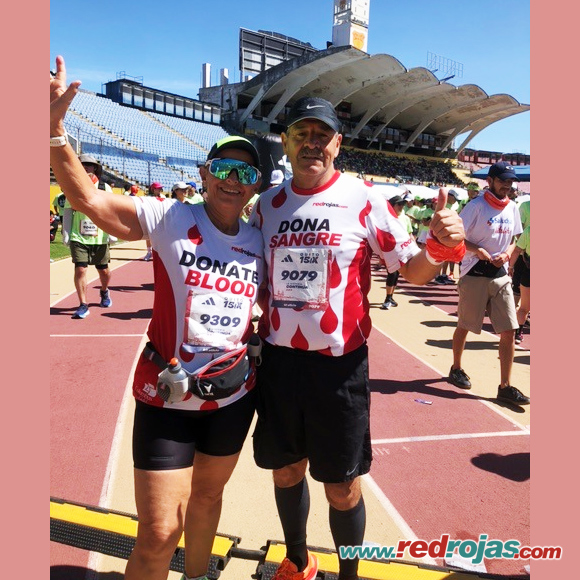 Carola and Diogenes at the 15k Race - Quito, Ecuador